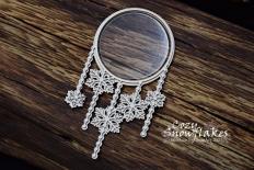 Cozy Snowflakes - Shaker Box circle
