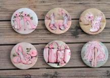 Fair buttons - Pretty woman