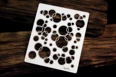 Openwork circles