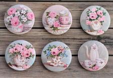 Fair buttons - Tea time