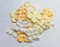 Flowers - Cream/Ivory 3.5cm